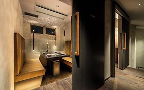 Nazuna Kyoto Tsubaki St.